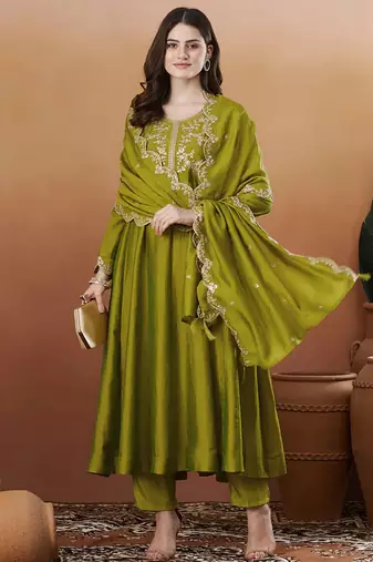 Mehendi vichitra silk thread embroidered with sequins work kurta pant set