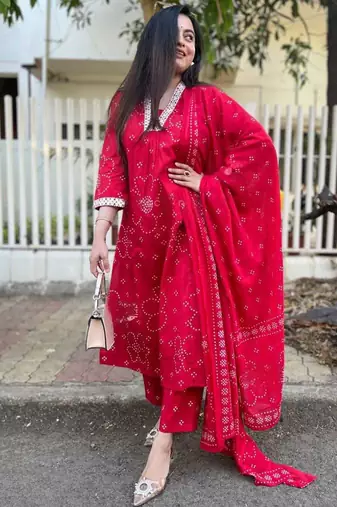 Red rayon printed kurta pant set