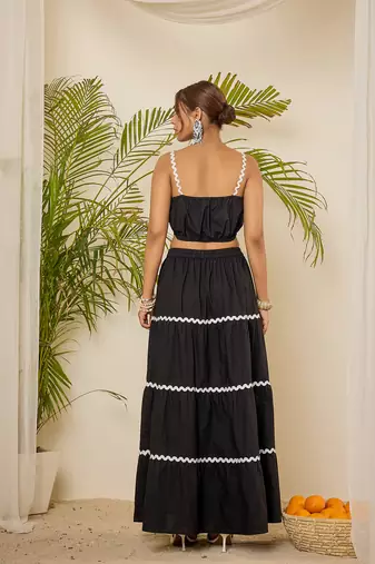 black cotton crop top & tiered skirt co-ord set