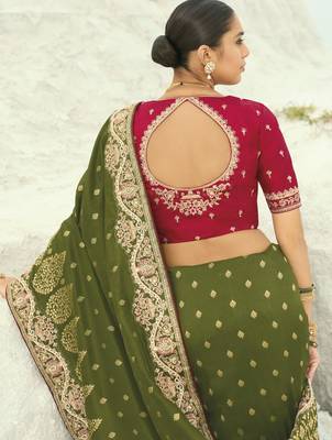 mehandi dola viscose saree with silk blend blouse 4