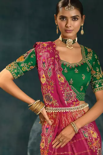rani gajji silk blend saree with silk blend blouse