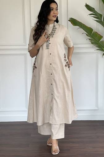 Floral printed white v neck pure cotton kurta set with trouser