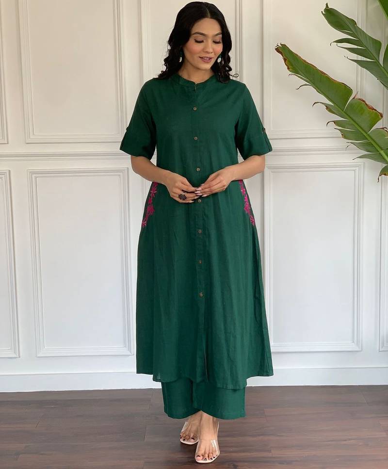 Floral printed green v neck pure cotton kurta set with trouser