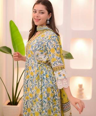 Floral embroidered yellow v neck pure cotton kurta set with trouser & dupatta 2