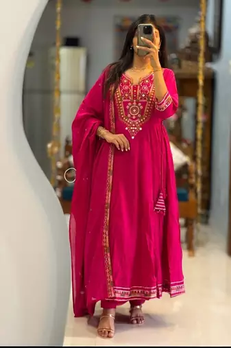 Floral embroidered pink v neck pure cotton kurta set with trouser & dupatta