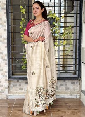 Cream kashmiri style thread embroidered work saree with unstitched blouse 3