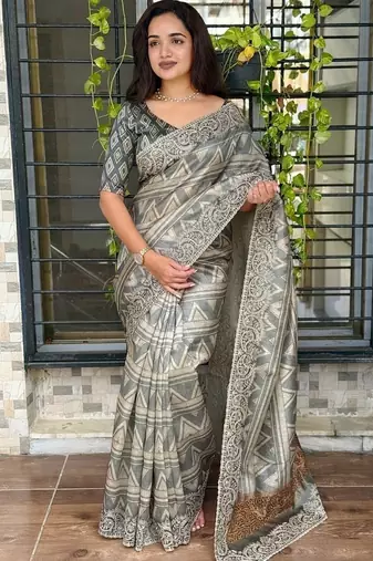Grey kashmiri style digital printed saree with unstitched blouse