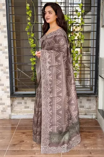 Brown kashmiri style digital printed saree with unstitched blouse