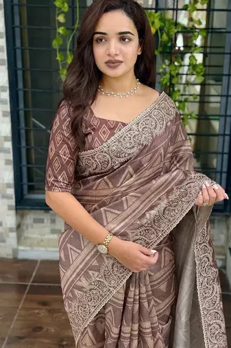 Brown kashmiri style digital printed saree with unstitched blouse