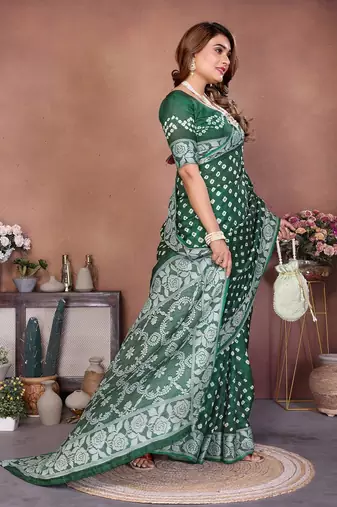 Green Color Zari Weaving Viscose Silk Blend Saree