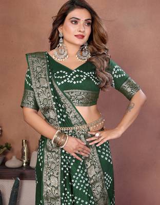Green Color Saree Zari Weaving Dola Silk Blend Saree 1