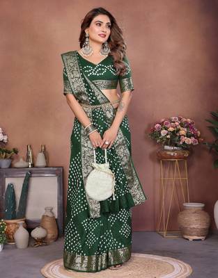 Green Color Saree Zari Weaving Dola Silk Blend Saree 2