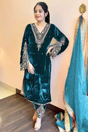Women straight deep teal velvet embroidery kurta set