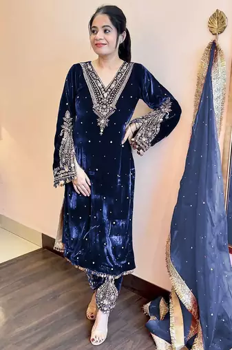 Women straight deep navy blue velvet embroidery kurta set
