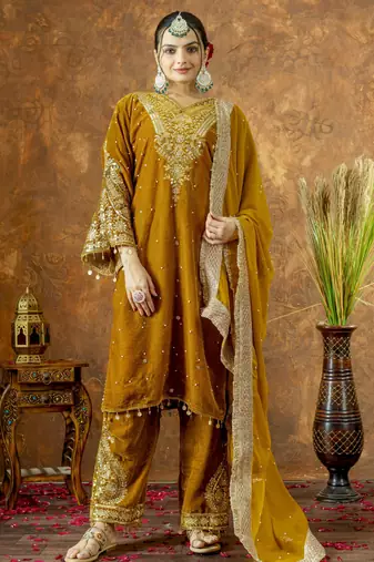 Women straight musturd gold velvet embroidery kurta set