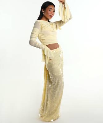 Cream lycra skirt set 4
