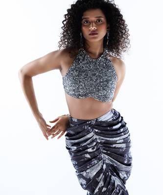 Blue printed lycra skirt with silver embroidered top 3