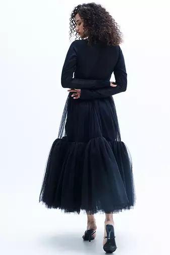 Black net skirt set