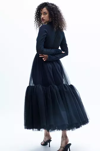 Black net skirt set
