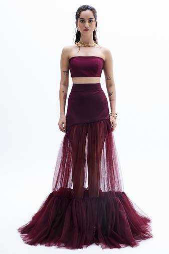 Maroon net skirt set
