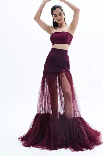 Maroon net skirt set