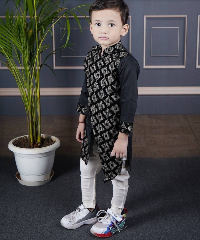 boys black embroidered kurta with white pant