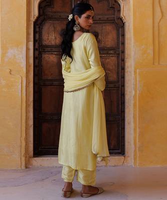 Yellow embroidered silk kurta set 4