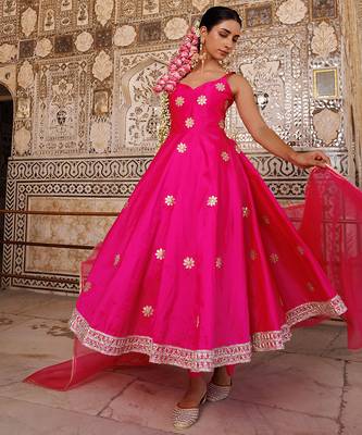 Pink embroidered taffeta Anarkali 5