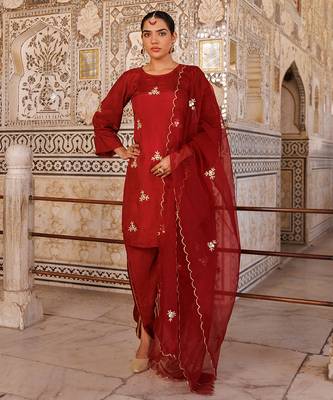 Maroon embroidered silk Kurta Set 1