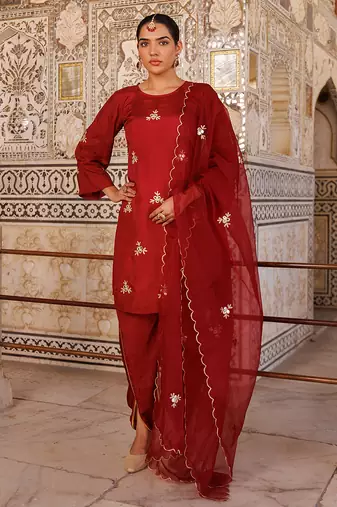 Maroon embroidered silk Kurta Set