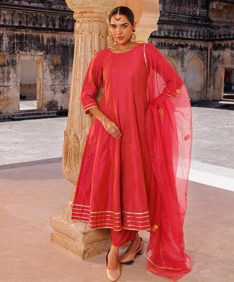 Pink plain raw silk anarkali 2