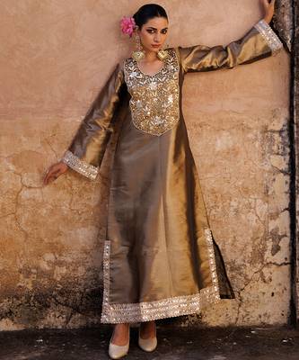 Brown embroidered tissue kurta set 1