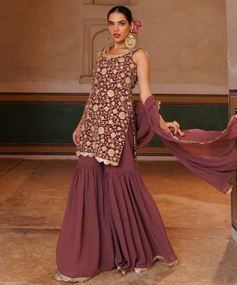 Mauve embroidered crepe sharara set 2