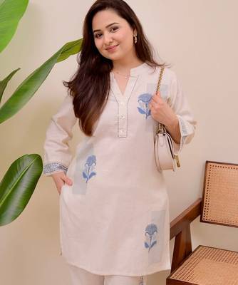 Floral embroidered blue round neck co-ord set 2