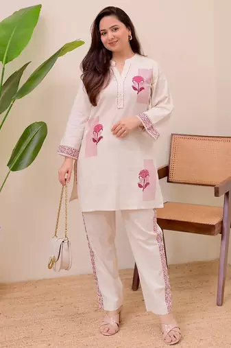 Floral embroidered pink round neck co-ord set