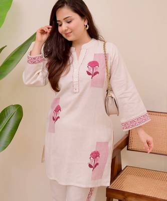 Floral embroidered pink round neck co-ord set 2