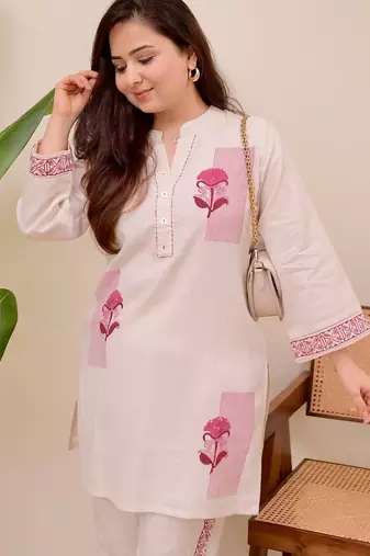 Floral embroidered pink round neck co-ord set
