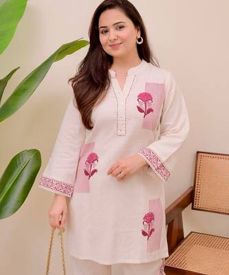 Floral embroidered pink round neck co-ord set 3