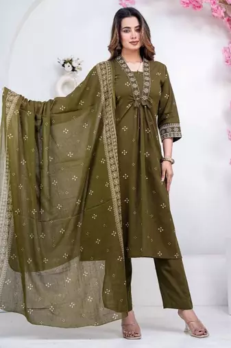 Floral embroidered green round neck kurat set with trouser & dupatta