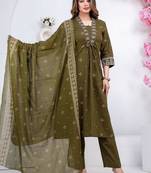 Floral embroidered green round neck kurat set with trouser & dupatta