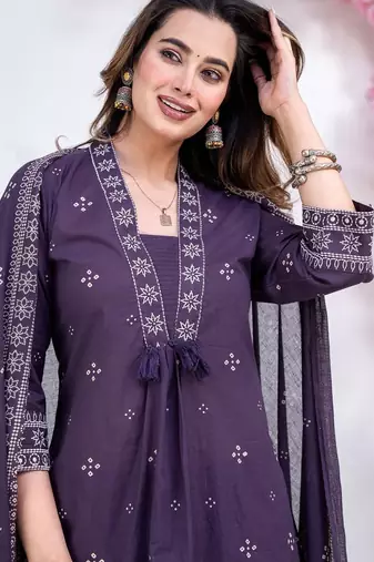 Floral embroidered blue round neck kurat set with trouser & dupatta