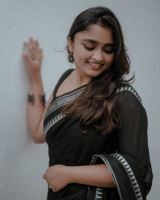 Black cotton silk blend saree with blouse 5