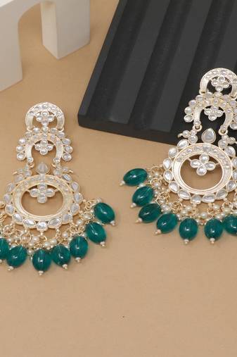 Kundan type zumka earring for girls