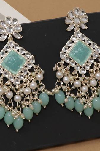 Kundan type zumka earring for girls