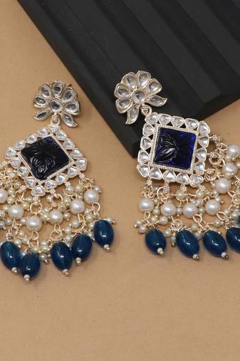 Kundan type zumka earring for girls