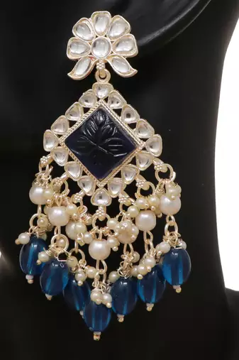 Kundan type zumka earring for girls