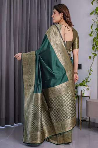 Green Color Zari Woven Banarasi Art Silk Saree
