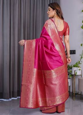 Pink Color Zari Woven Banarasi Silk Saree 5