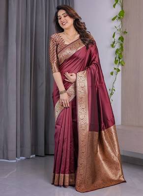 Maroon Color Zari Woven Banarasi Art Silk Saree 4