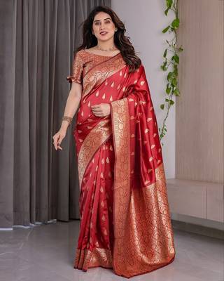 Red Color Zari Woven Banarasi Art Silk Saree 3